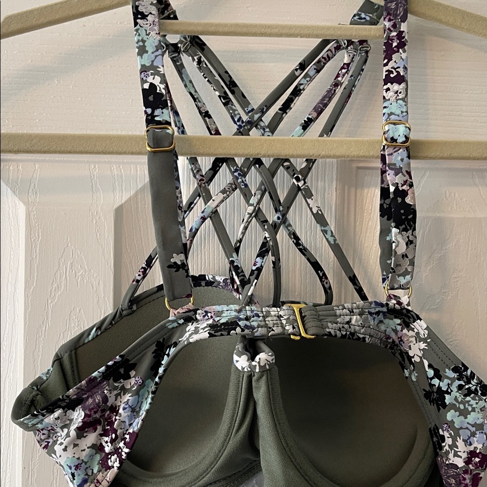 NWOT Med Ambrielle Tankini Top - Picture 5 of 11